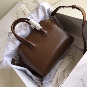 Givenchy Antigona Bag Mini - Image 3