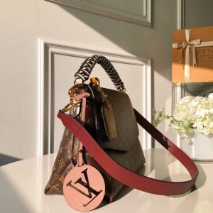 Louis Vuitton BEAUBOURG MM - Image 3