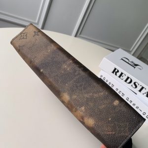 LOUIS VUITTON POCHETTE VOYAGE - Image 5