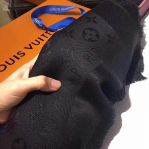 Louis Vuitton Scarf - Image 6