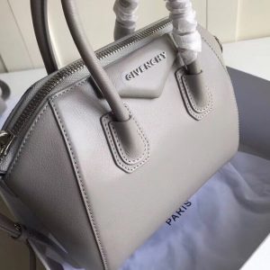 Givenchy Antigona Bag Mini - Image 4