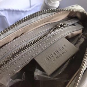 Givenchy Antigona Bag Mini - Image 3