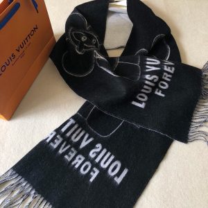 Louis Vuitton Scarf - Image 5