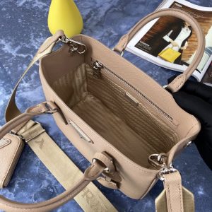 Prada Tote - Image 4
