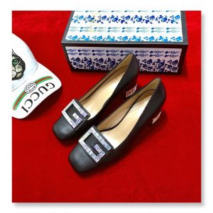 Gucci Pumps with Crystal - Image 8
