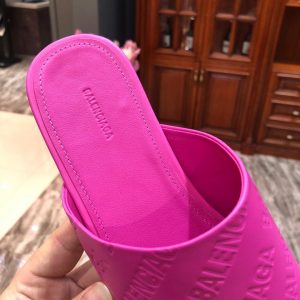 Balenciaga slippers - Image 5