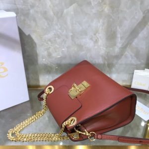 Chloe Annie - Image 6