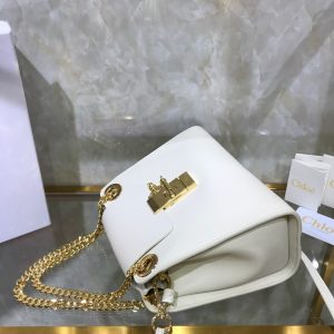 Chloe Annie - Image 5