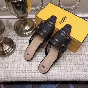 Fendi Shoes - Image 8