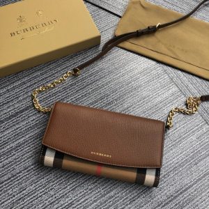 Burberry Wallet - Image 8