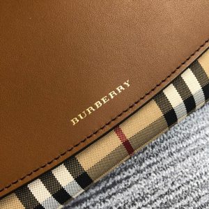 Burberry Wallet - Image 7