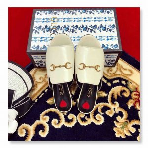 Gucci Slippers - Image 5