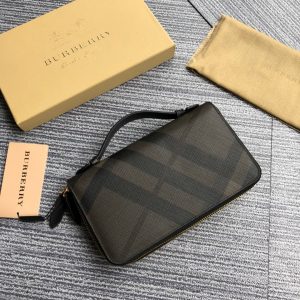 Burberry Wallet - Image 8