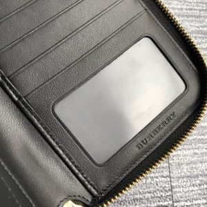 Burberry Wallet - Image 4