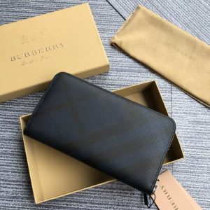 Burberry Wallet - Image 8