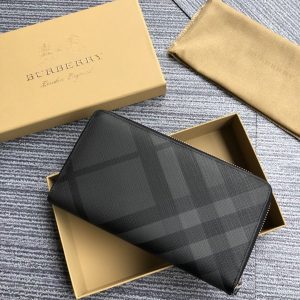 Burberry Wallet - Image 8