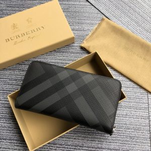 Burberry Wallet - Image 8