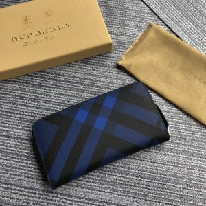 Burberry Wallet - Image 5