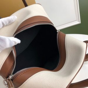 Burberry Cube - Image 4