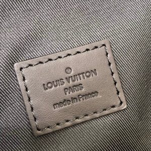 Louis Vuitton Avenue - Image 3