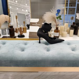 Balenciaga shoes - Image 8