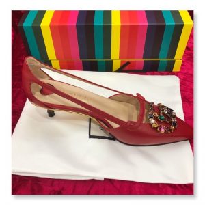 Gucci Pumps with Crystal - Image 8