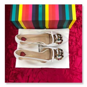 Gucci Pumps with Crystal - Image 8