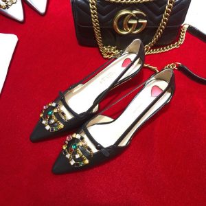 Gucci Pumps with Crystal - Image 7