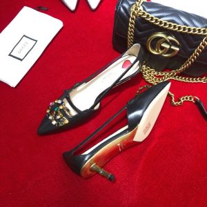 Gucci Pumps with Crystal - Image 3