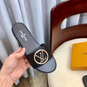 Louis Vuitton slippers - Image 3