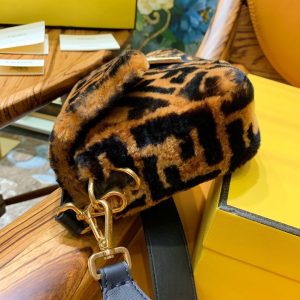 FENDI Baguette - Image 4