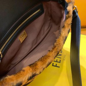 FENDI Baguette - Image 3