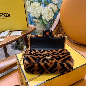 FENDI Baguette - Image 6