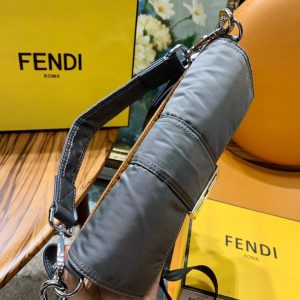 FENDI Baguette - Image 5