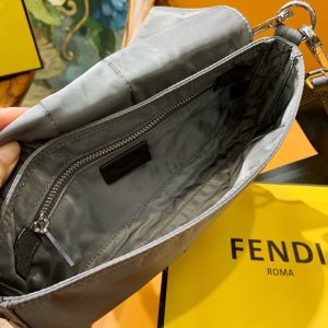 FENDI Baguette - Image 3