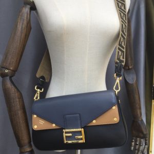 Fendi Baguette - Image 3