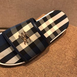 Burberry Slippers - Image 4