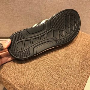 Burberry Slippers - Image 7