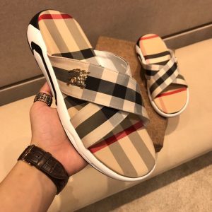 Burberry Slippers - Image 8