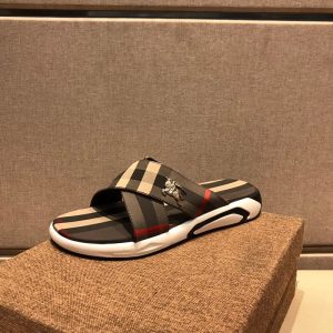 Burberry Slippers - Image 3