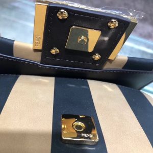 Fendi Baguette - Image 4