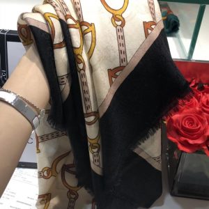 Gucci Scarf - Image 4