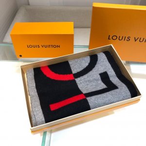 Louis Vuitton Scarf - Image 9