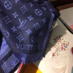 Louis Vuitton Scarf - Image 7