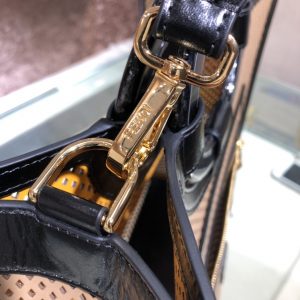 Fendi RUNAWAY - Image 7