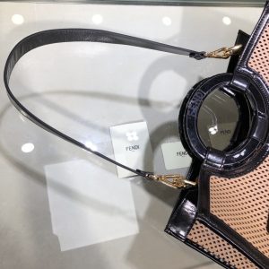 Fendi RUNAWAY - Image 3