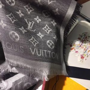 Louis Vuitton Scarf - Image 5