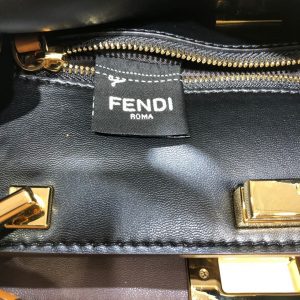 FENDI Peekaboo - Image 3