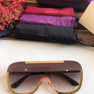 Gucci Glasses - Image 8