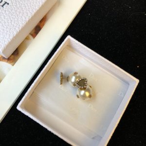 Dior Earrings - Image 3
